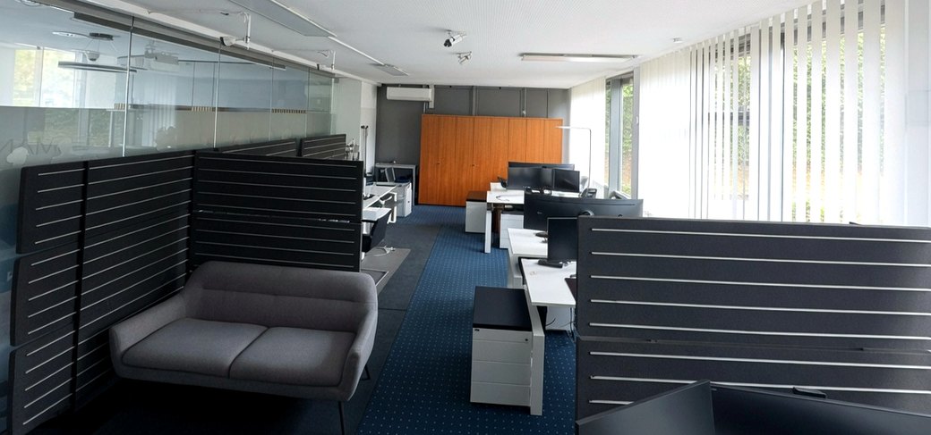 Arbeitsplätze im Büro von Hoehmann IT in Tuttlingen